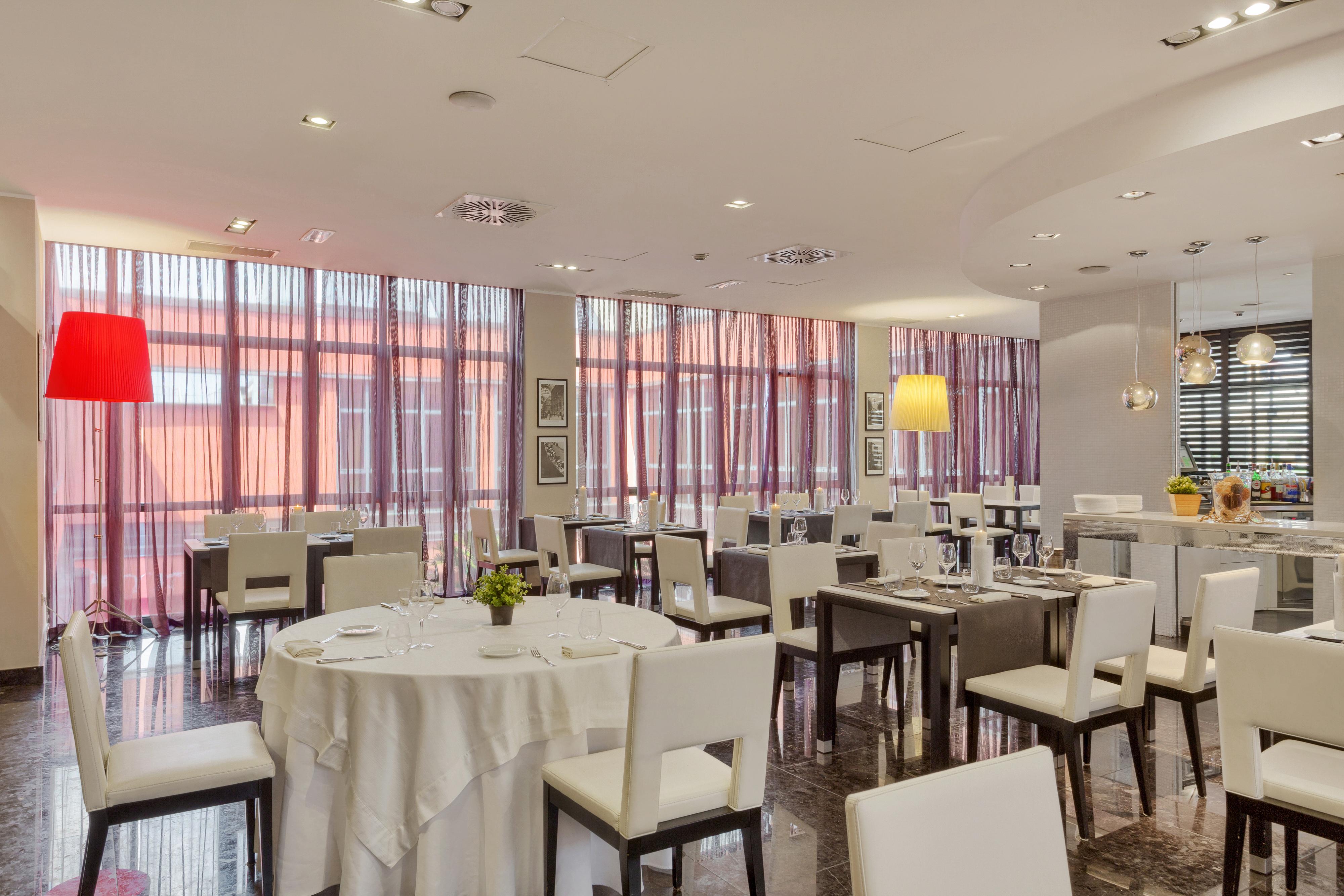 Italiana Hotels Milan Rho Fair Exterior photo