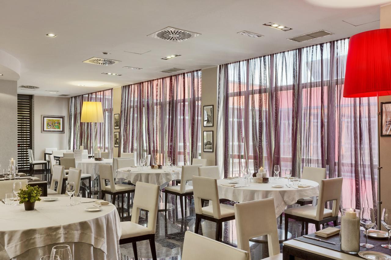 Italiana Hotels Milan Rho Fair Exterior photo