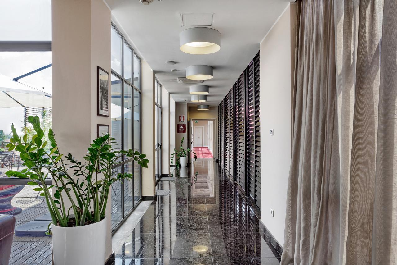 Italiana Hotels Milan Rho Fair Exterior photo